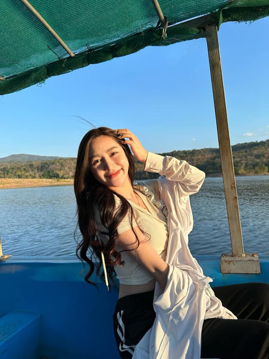 ฟิฟิล์ม สิริอมร แจกวาร์ป หมอปลาวาฬ สาวสวย น่ารัก สุดเซ็กซี่ ขี้เล่น 10