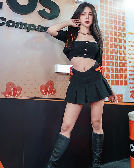 เหมยหลิน แจกวาร์ป สาวสวย หน้าหมวย สุดเซ็กซี่ ก็มาดิครับ 9