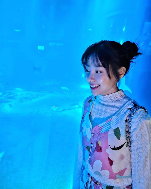 ทับทิม มัลลิกา แจกวาร์ป เน็ตไอดอล อดีต VRZO สู่ ยูทูปเบอร์ สาว 18+ 17