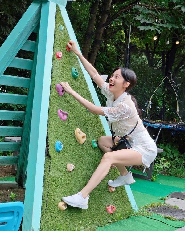 ทับทิม มัลลิกา แจกวาร์ป เน็ตไอดอล อดีต VRZO สู่ ยูทูปเบอร์ สาว 18+ 5