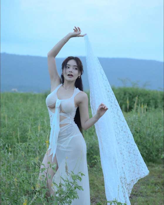 ไอริณ ณัฐชยา แจกวาร์ป นางแบบ สาวสวย ตัวเล็ก น่ารัก เซ็กซี่บาดใจ 36